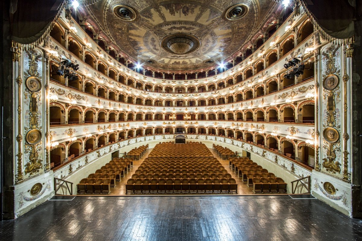 Teatro dal palco - ph_Marco Caselli Nirmal